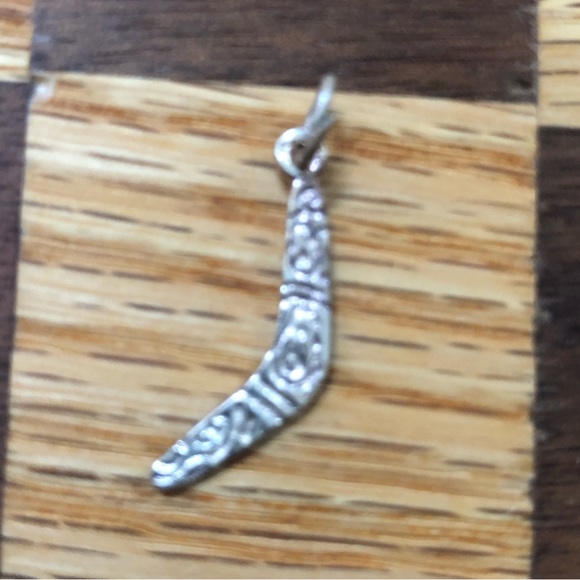 Boomerang Australian Charm - NEW in original packaging. Very unique piece ! - Picture 5 of 9